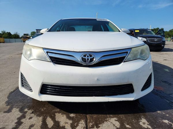 2013 TOYOTA CAMRY