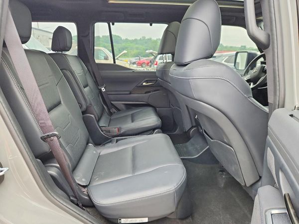 2025 LEXUS GX 550