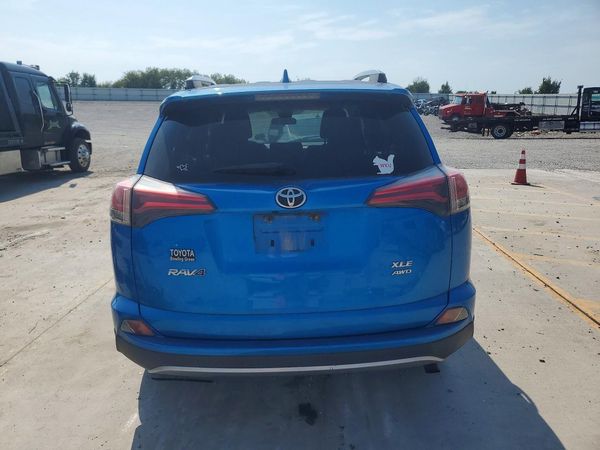 2018 TOYOTA RAV4 Adventure/XLE
