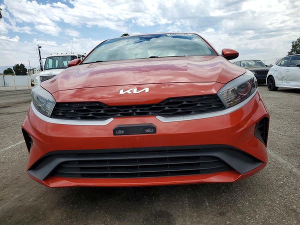 2022 KIA FORTE FE, LXS
