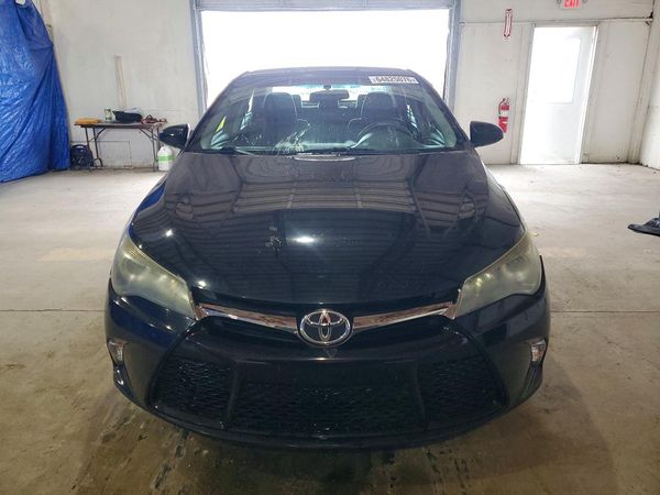 2015 TOYOTA CAMRY