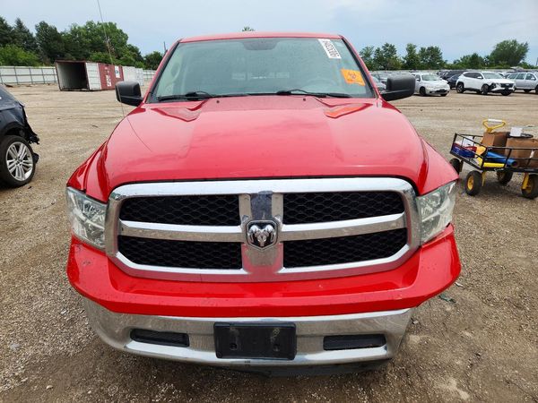 2015 RAM 1500 SLT