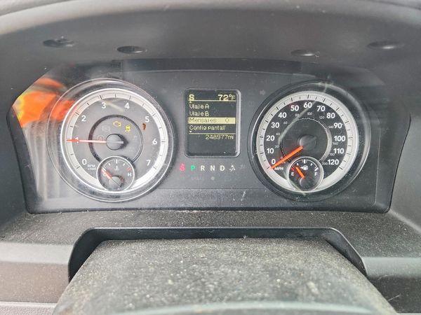 2015 RAM 1500 SLT