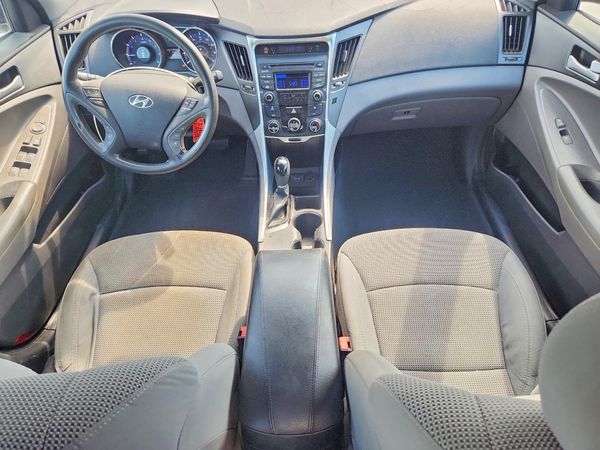 2014 HYUNDAI SONATA GLS/ GLS Popular