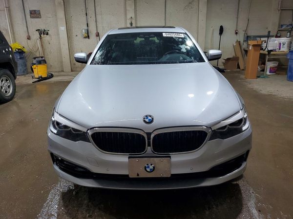 2018 BMW 530