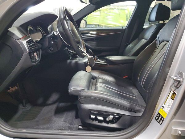 2018 BMW 530