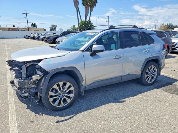 2020 TOYOTA RAV4