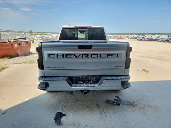 2019 CHEVROLET SILVERADO RST