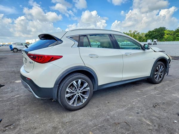2018 INFINITI QX30