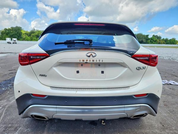 2018 INFINITI QX30