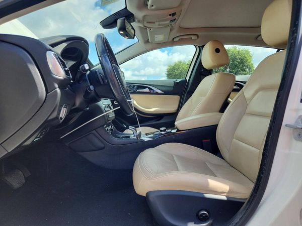 2018 INFINITI QX30