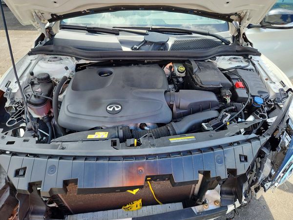 2018 INFINITI QX30