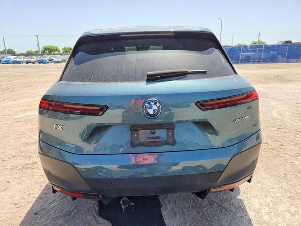 2025 BMW IX