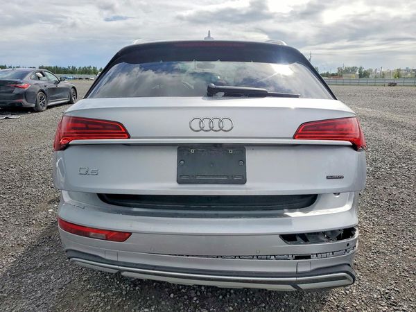 2021 AUDI Q5 quattro Premium