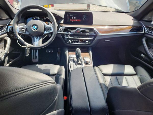 2018 BMW 530XE xDrive