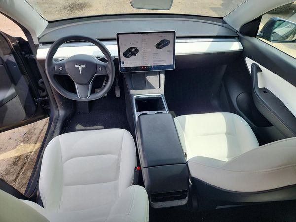 2021 TESLA MODEL Y