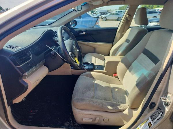 2014 TOYOTA CAMRY