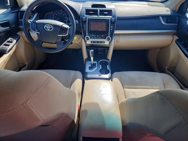 2014 TOYOTA CAMRY