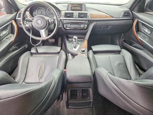 2016 BMW 320