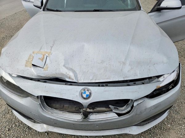 2016 BMW 320