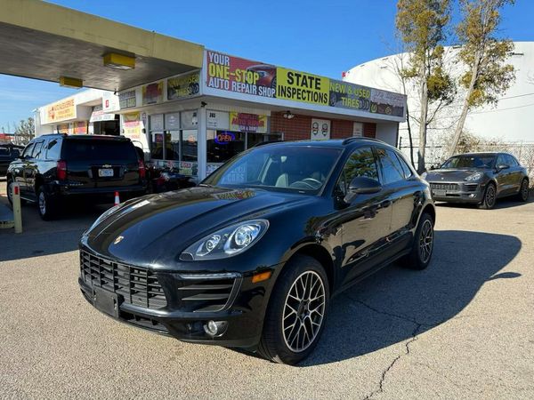 2016 PORSCHE MACAN