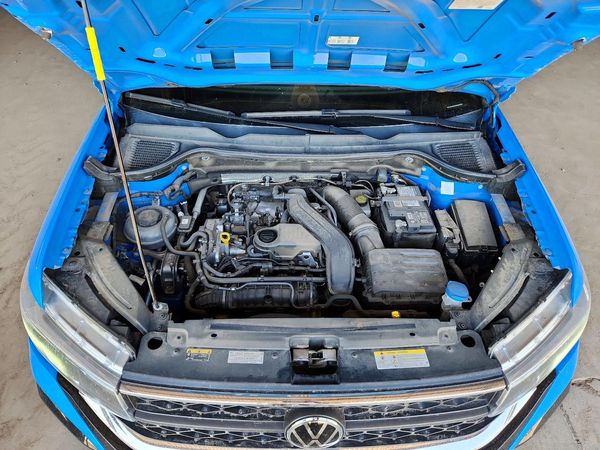 2022 VOLKSWAGEN TAOS SE