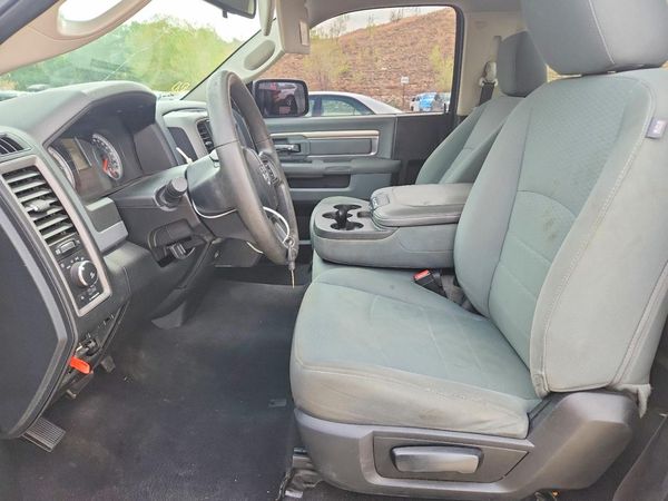 2016 RAM 1500 ST REG CAB 4X2