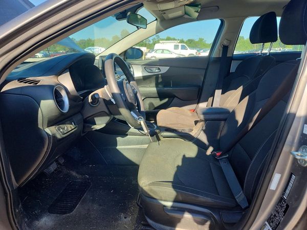 2024 KIA FORTE