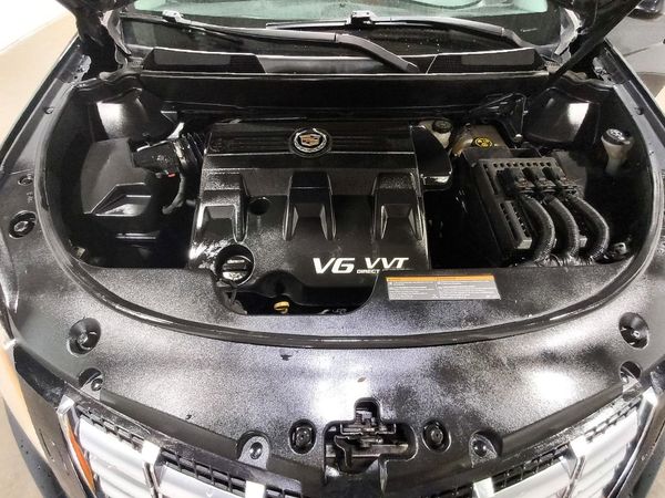 2014 CADILLAC SRX Performance — Engine bay