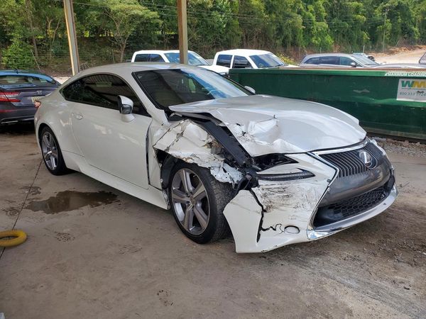 2016 LEXUS RC 200t