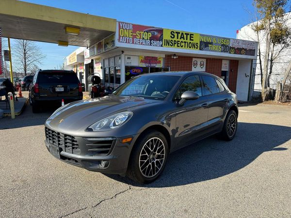 2015 PORSCHE MACAN
