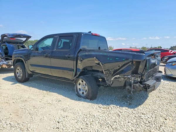 2022 NISSAN FRONTIER Crew Cab