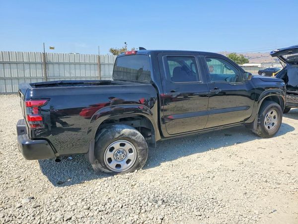 2022 NISSAN FRONTIER Crew Cab