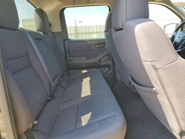 2022 NISSAN FRONTIER Crew Cab