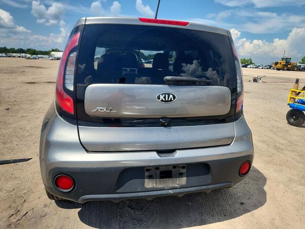 2019 KIA SOUL
