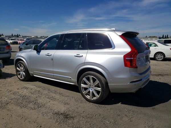 2016 VOLVO XC90