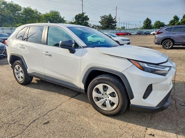 2024 TOYOTA RAV4 LE