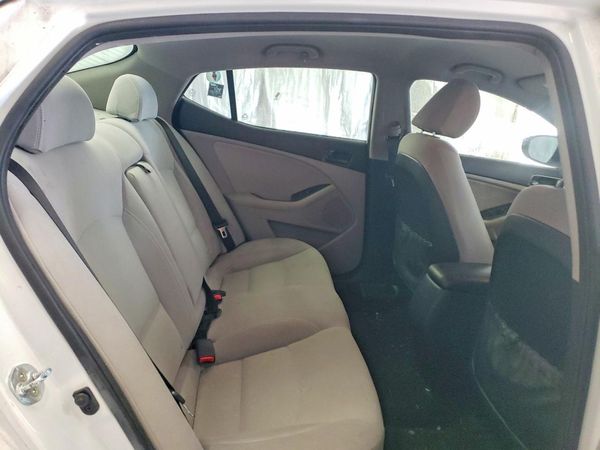 2015 KIA OPTIMA GL(Middle-low grade)
