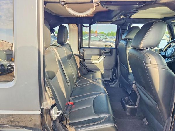 2016 JEEP WRANGLER UNLIMITED Sahara