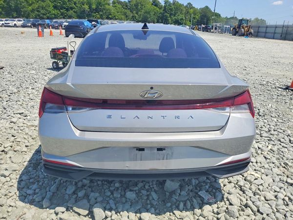 2023 HYUNDAI ELANTRA SEL w/Convenience Pkg