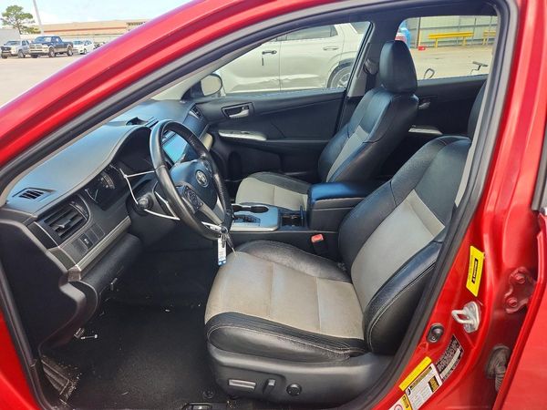 2012 TOYOTA CAMRY