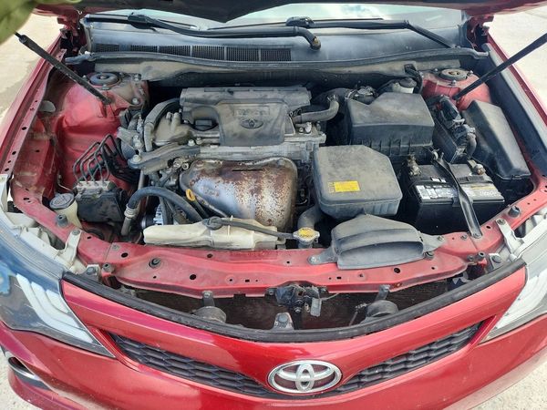 2012 TOYOTA CAMRY