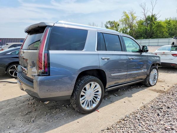 2018 CADILLAC ESCALADE