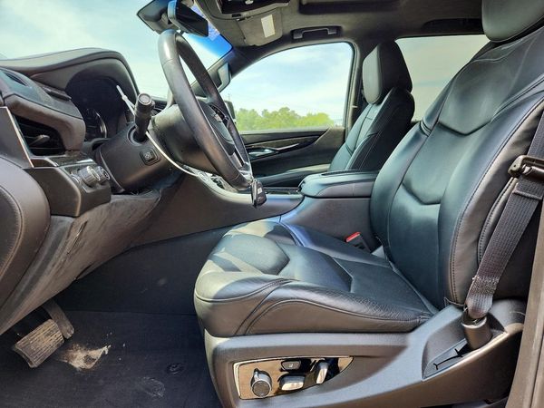 2018 CADILLAC ESCALADE
