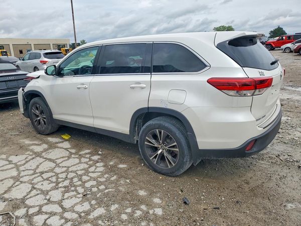 2019 TOYOTA HIGHLANDER LE/LE Plus