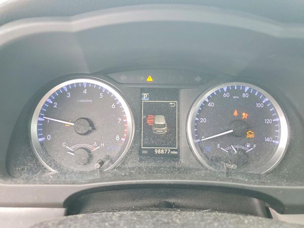 2019 TOYOTA HIGHLANDER LE/LE Plus