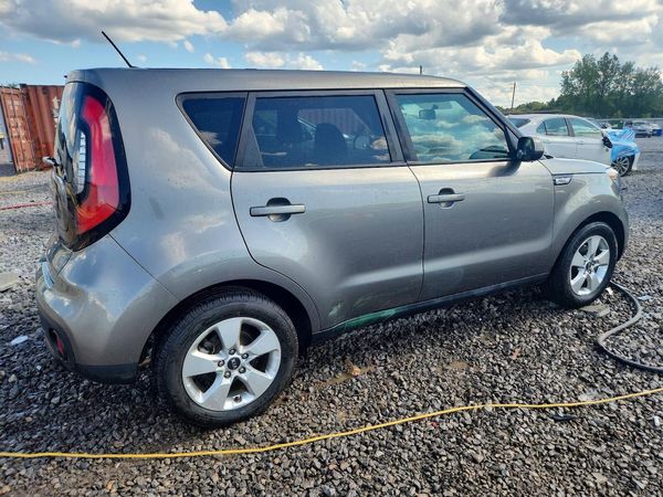 2018 KIA SOUL Base