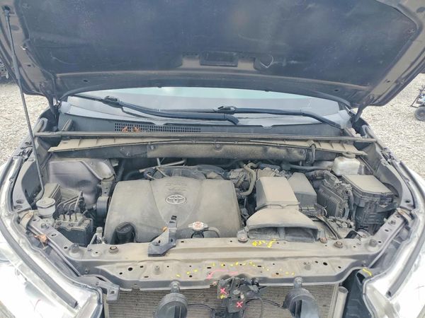 2019 TOYOTA HIGHLANDER SE/XLE