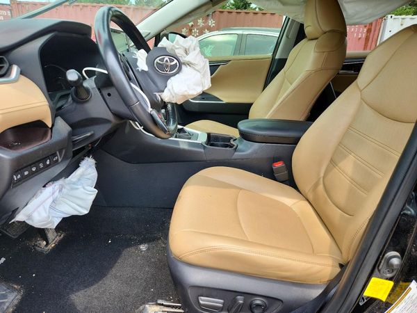 2020 TOYOTA RAV4 Limited