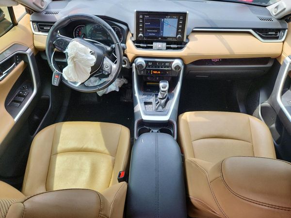 2020 TOYOTA RAV4 Limited